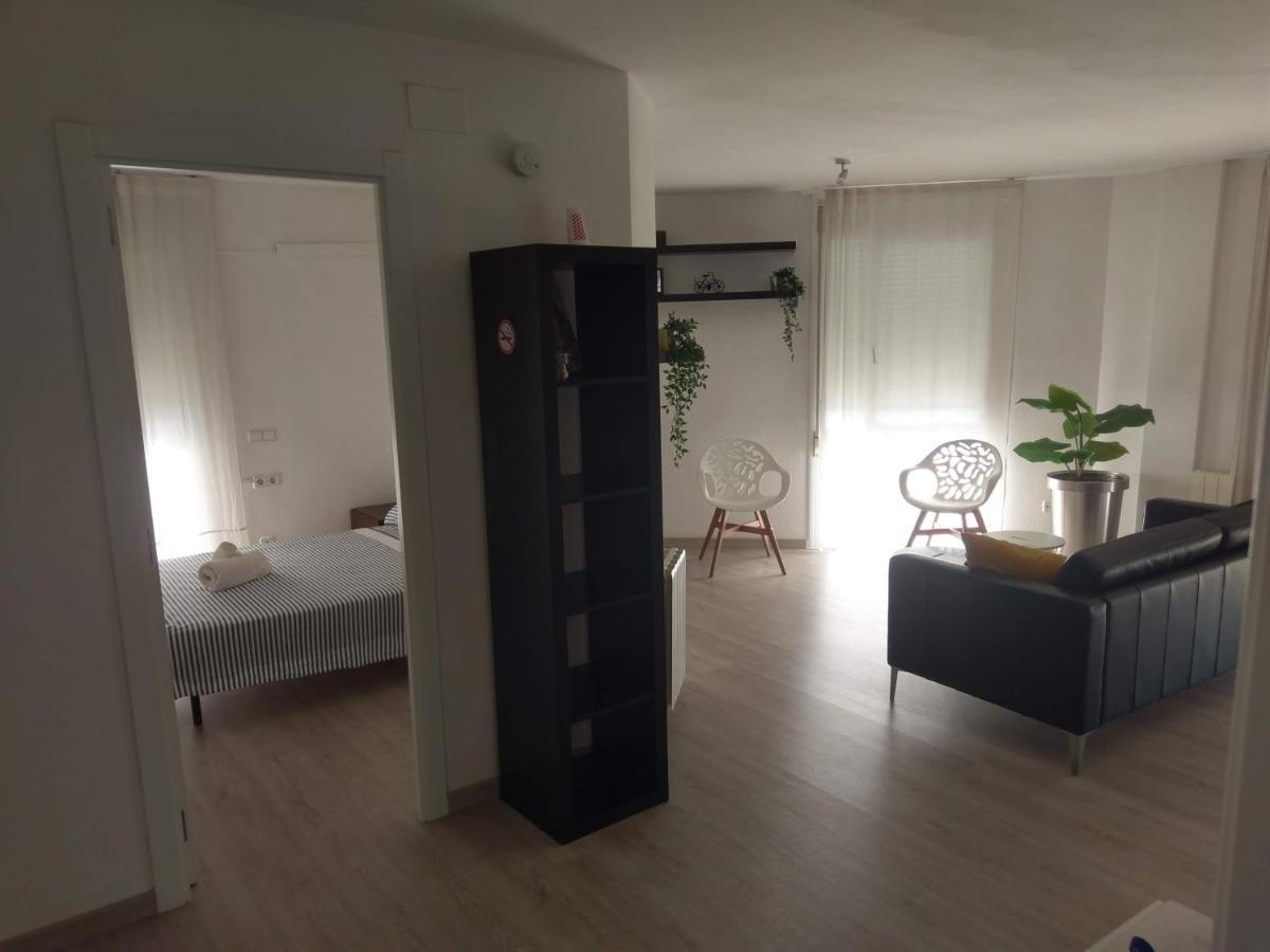 Luxury Apartment Accommodation, Next To Beach & Train Station كاليليا المظهر الخارجي الصورة